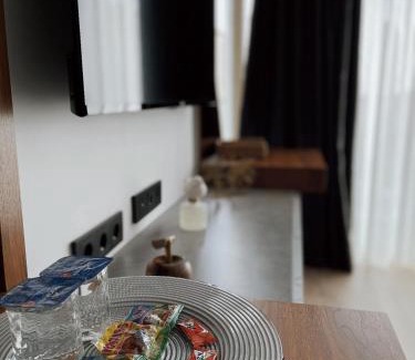 Kartal Apartment | Modern Studio with balcony