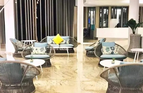 Maribago Condo | Modern Style flat w/ exceptional and majestic view of nature!
