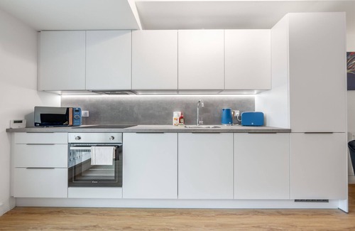 Potters Bar Apartment | Modern stylish 2 bed in Potters Bar