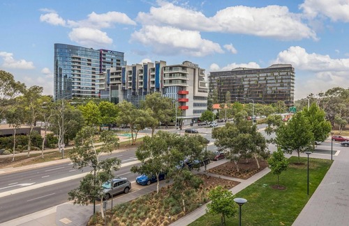 Canberra City Centre Apartment | Modern,Stylish,Comfort Apt @ Metro CBD