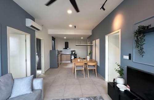 Seri Kembangan Apartment | Modern Suite in Seri Kembangan Nearby MRT