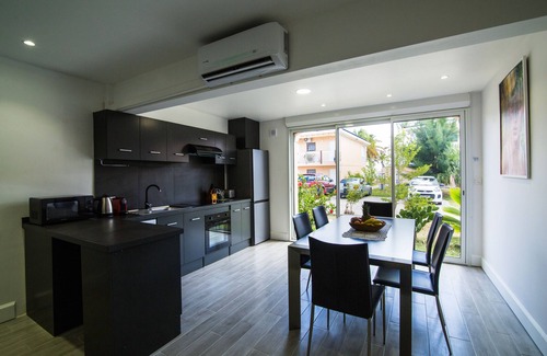 Nettle Bay Apartment | Modern T2 Mahé Baie Nettlé