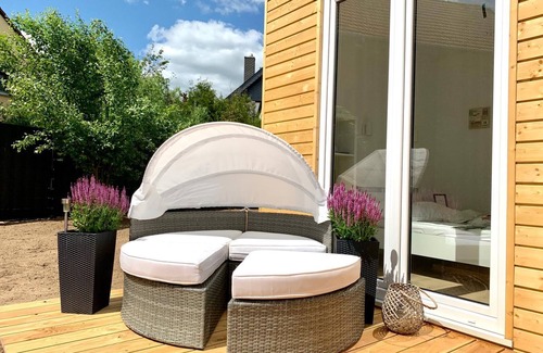 Alsfeld House | Modern 'Tiny Haus Liederbach' with Private Terrace, Wi-Fi and Air Conditioning