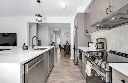 Cardinal Creek House | Modern Townhouse for Families | Game Room, 2 Parking Spots, 20 Min to Downtown
