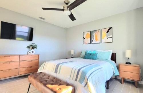 Englewood East House | Modern, Tranquil Retreat