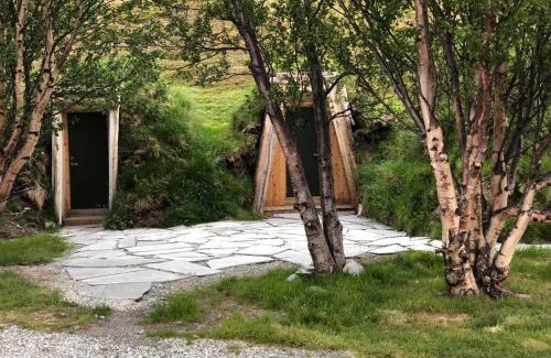 Kvalsund House | Modern turf house