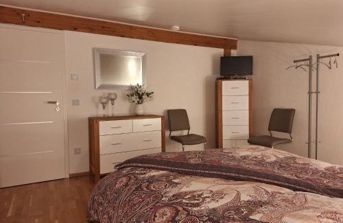 Linden Apartment | modern und gemütlich