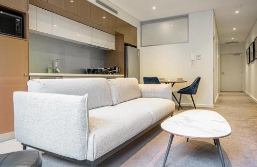 Lane Cove North Apartment | Modern Urban Retreat 1BR Apt near Chatswood