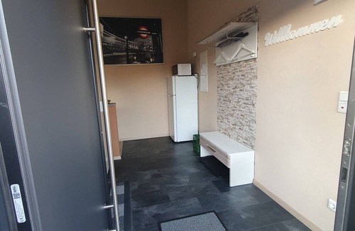 Weiltingen Apartment | Modern vacation apartment 5 pers. with sauna, balcony and e-charging station