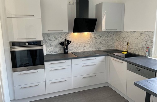 Boppard Apartment | Modern vacation apartment with balcony - only 1 min. to the outdoor pool, for up to 4 guests