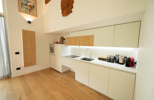 Caldonazzo Villa | Modern villa with hot tub for exclusive use, dogs welcome.