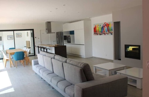 Port Leucate Villa | Modern villa & heated pool -Entre Port & Mer