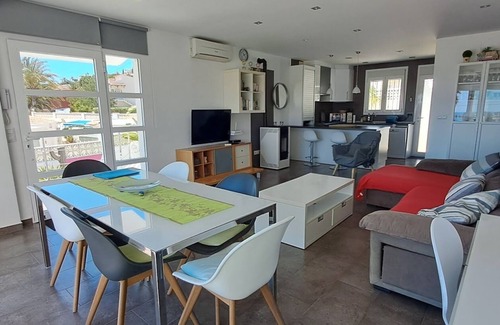 Casas de Torrat Villa | MODERN VILLA PRIVATE HEATED POOL, Air cond, SEA VIEW, BEACH at 5 MIN, Wifi