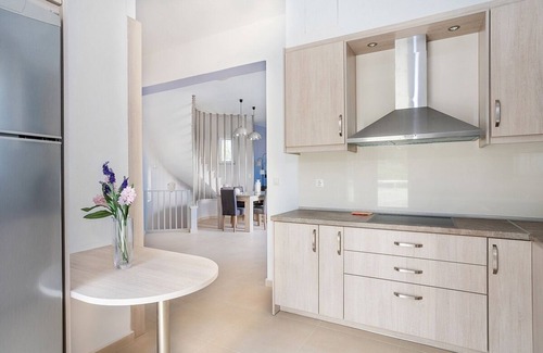 Xiro Chorio Villa | Modern Villa set in a Natural Area - Mountain & Sea Views, A/C, Private Pool, 10mins from Rethymno!