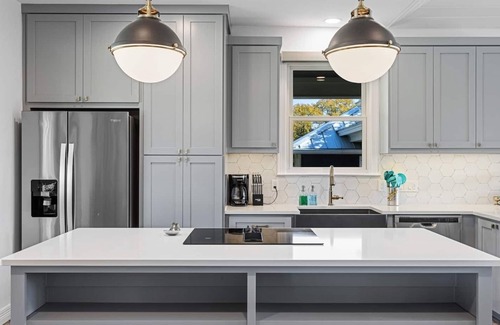 Leander House | Modern Villa w/Views+Pool on 35 acre private ranch