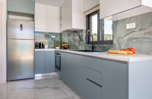 Platanias Villa | Modern Villa with Private Pool & Mountain Views