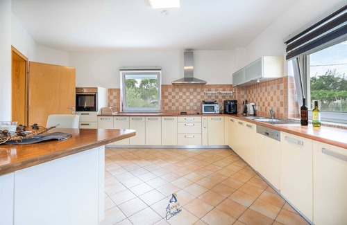 Momjan Villa | Modern Villa with Heated Pool Close to Beaches for up to 8+2 Guests