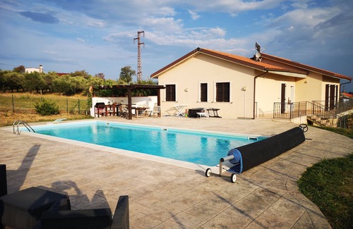 Atri Villa | Modern villa with panoramic view and roomy garden with private pool