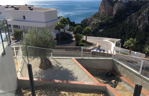 Cumbre del Sol House | Modern villa with private access with private pool offering nice sea view