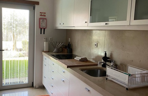 Alfarim Villa | Modern Villa With Private Pool Near Meco Beach
