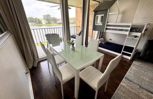 Walden on Lake Conroe Apartment | Modern Waterfront Gem with Breathtaking water views