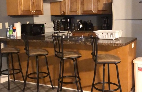 Albany Apartment | Modern, Wi-Fi, Luxury, Entire apartment/1 room/2 rooms/3 rooms, book NOW!