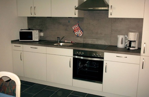 Nurn Apartment | Moderne 60qm Ferienwohnung mit Gartenlaube