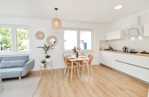 Brackwede Apartment | Moderne & Elegante Terrassenwohnung Wifi TV