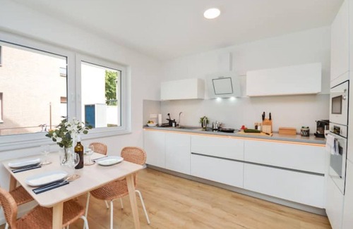 Brackwede Apartment | Moderne & Elegante Terrassenwohnung Wifi TV