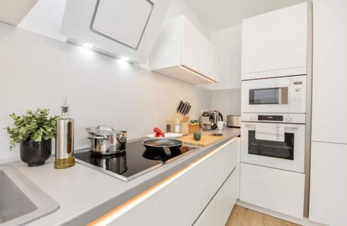 Brackwede Apartment | Moderne & Elegante Terrassenwohnung Wifi TV