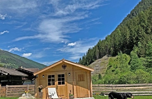 Neustift Im Stubaital Apartment | Moderne Ferienwohnung in Neustift mit 3 Schlafzimmern und 2 Bädern