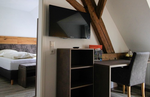 Burgbernheim Apartment | Moderne Ferienwohnung in Zentraler Aber Ruhiger Lage