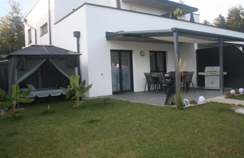 Graz Apartment | Moderne Gartenwohnung nähe LKH Univ Klinikum Graz