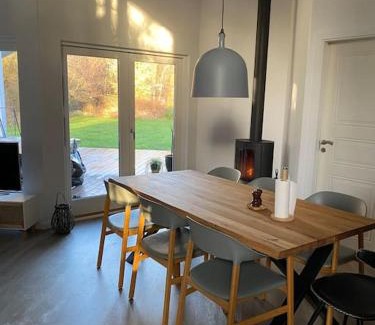 Gedesby House | Moderne sommerhus i naturskønne omgivelser