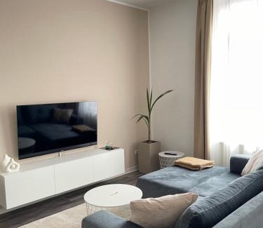 Altenburg Apartment | Moderne und stilvolle Wohnung direkt am Teich