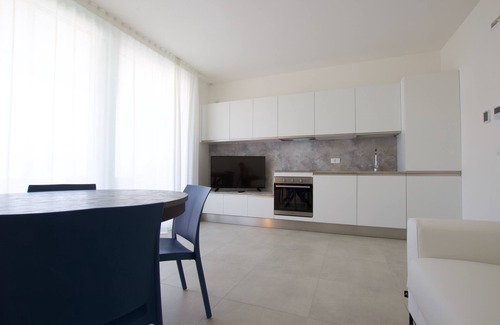 Jesolo Apartment | Moderne Wohnung in Residenz mit Swimmingpool
