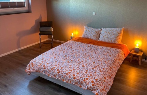 Sankt-Vith Apartment | Modernes Apartment im Stadtzentrum+ Blick auf den Balkon