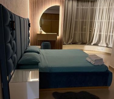 Luxus Apartment | Modernes Apartment in Tanger mit Blick auf Marjane