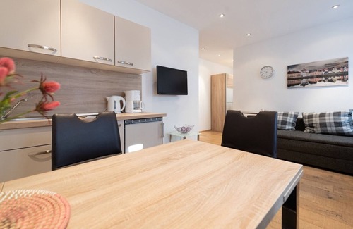 City Centre Regensburg Apartment | Modernes App. mit Garten mitten in Regensburg - WLAN kostenfrei