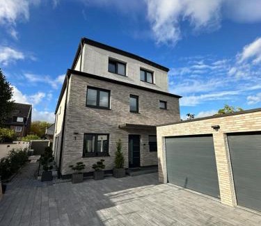 Kaarst Apartment | Modernes deluxe Apartment für 4 Pers in Kaarst Nähe Düsseldorf