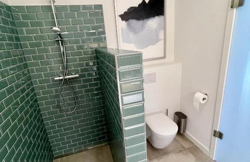 Hasbergen Apartment | Modernes neues Apartment zum Wohlfühlen - Vier