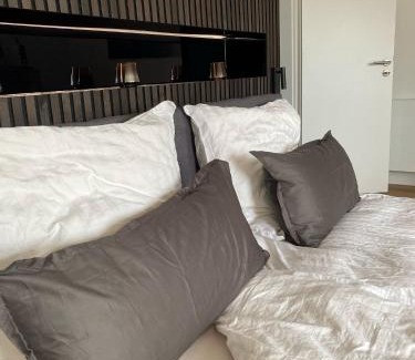 Reisen Apartment | Modernes privates Apartment mit Ausblick
