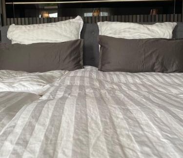 Reisen Apartment | Modernes privates Apartment mit Ausblick