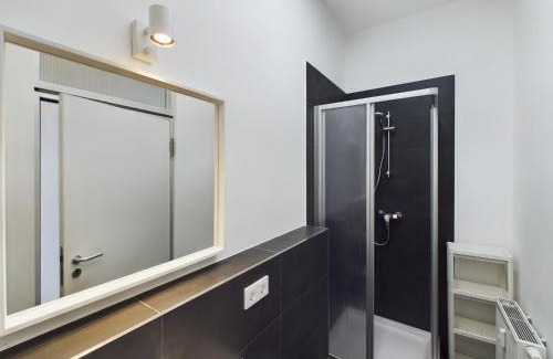 Ottersleben Apartment | Modernes Studio Apartment mit Balkon