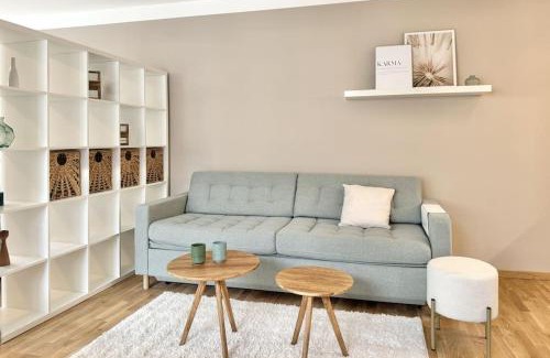 Wiener Neustadt Apartment | Modernes Studio im Dachgeschoß