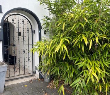 Unterrath House | Modernes Studio mit en-Suite Bad & bester Anbindung