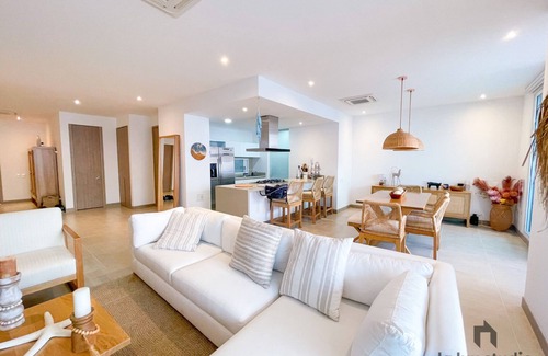 Papare Apartment | Moderno Apartamento de 3 hab Frente a la Playa en el Mejor Edificio de la Zona