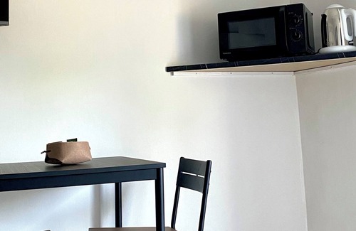 Dergano Apartment | Moderno ed Elegante Loft con Balcone