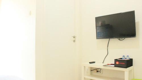 Hegarmanah Apartment | Modest 1BR Apartment at Parahyangan Residence By Travelio