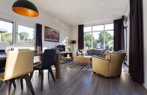 Lunteren Ski Chalet | ✓ Module at Landgoed de Scheleberg ✓ Holiday home for 6 persons ✓ Situated in Lunteren (Gelderland) ✓ Holiday park at the Veluwe ✓ Book directly at the park